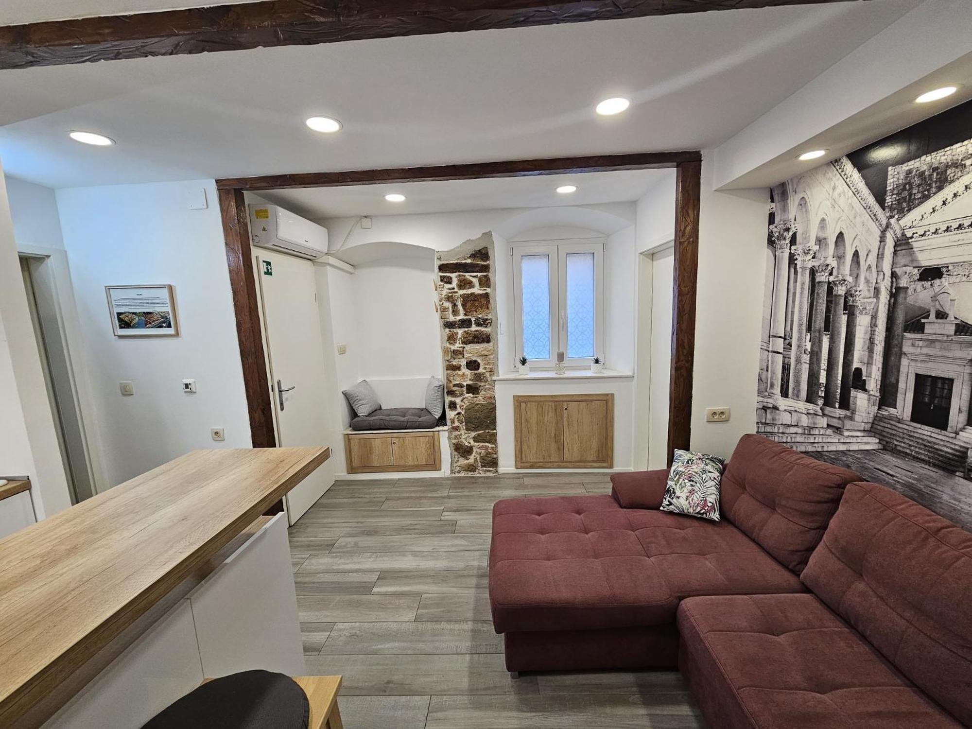 Palace Apartment Split Ngoại thất bức ảnh