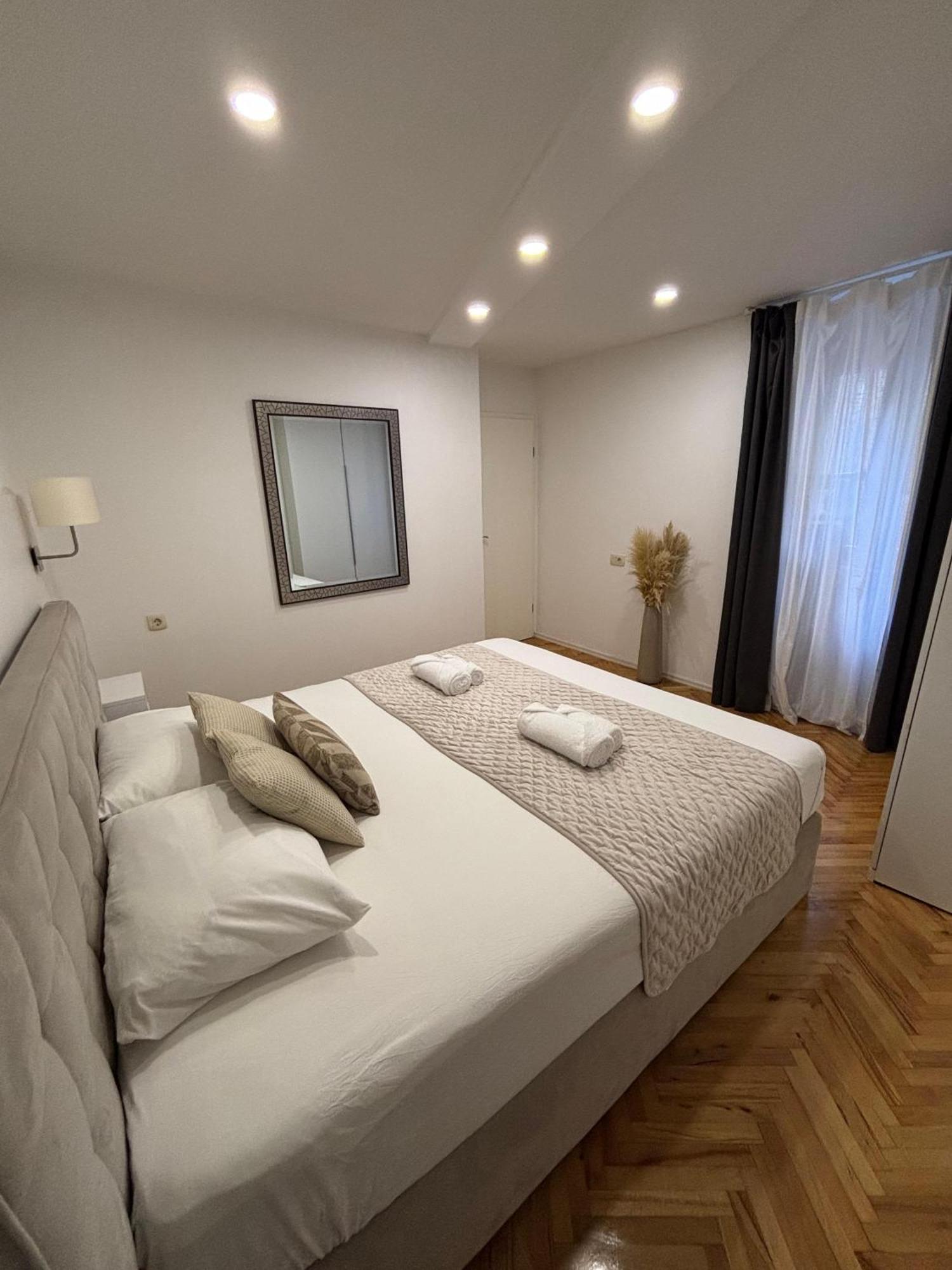 Palace Apartment Split Ngoại thất bức ảnh